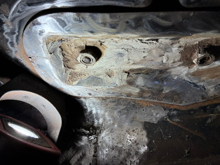 Spare Wheel Rusted Fixing a rusted out spare tire holder | SwedeSpeed - Volvo Performance ...